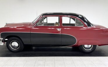 Ford-Tudor-1950-Ruby-Red-Metallic-Gray-1