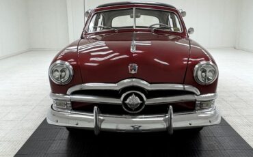 Ford-Tudor-1950-Ruby-Red-Metallic-Gray-11