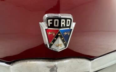 Ford-Tudor-1950-Ruby-Red-Metallic-Gray-13