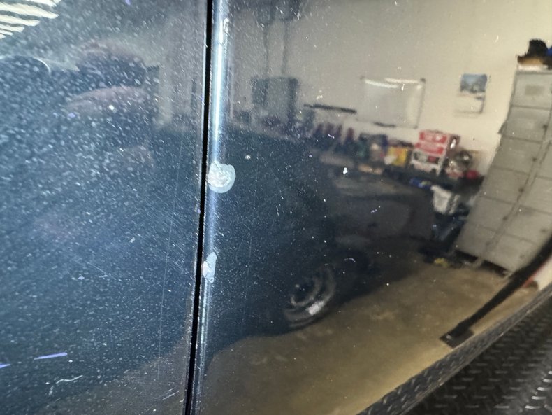 Ford-Tudor-1950-Ruby-Red-Metallic-Gray-37