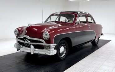 Ford-Tudor-1950-Ruby-Red-Metallic-Gray