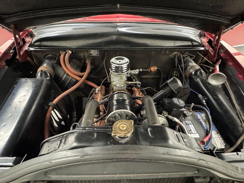 Ford-Tudor-1950-Ruby-Red-Metallic-Gray-40