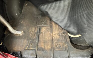 Ford-Tudor-1950-Ruby-Red-Metallic-Gray-46