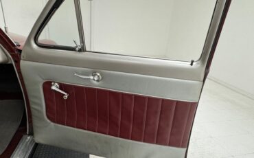 Ford-Tudor-1950-Ruby-Red-Metallic-Gray-48