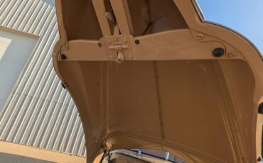 Ford-Tudor-Deluxe-1940-Sedan-24