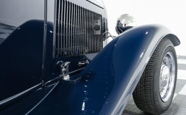 Ford-Victoria-1932-Coupe-19