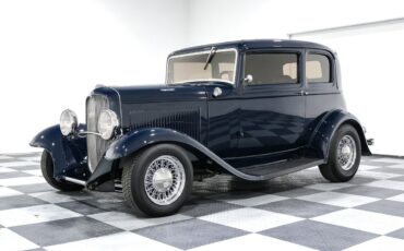 Ford-Victoria-1932-Coupe-2