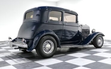 Ford-Victoria-1932-Coupe-6