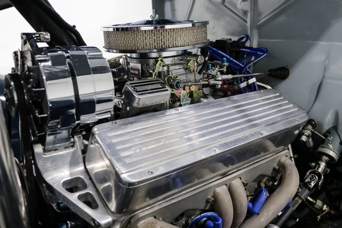 Ford-Victoria-1932-Coupe-8