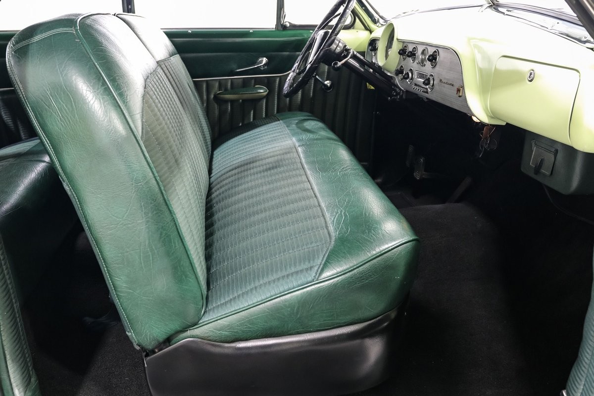 Ford-Victoria-1951-Coupe-18