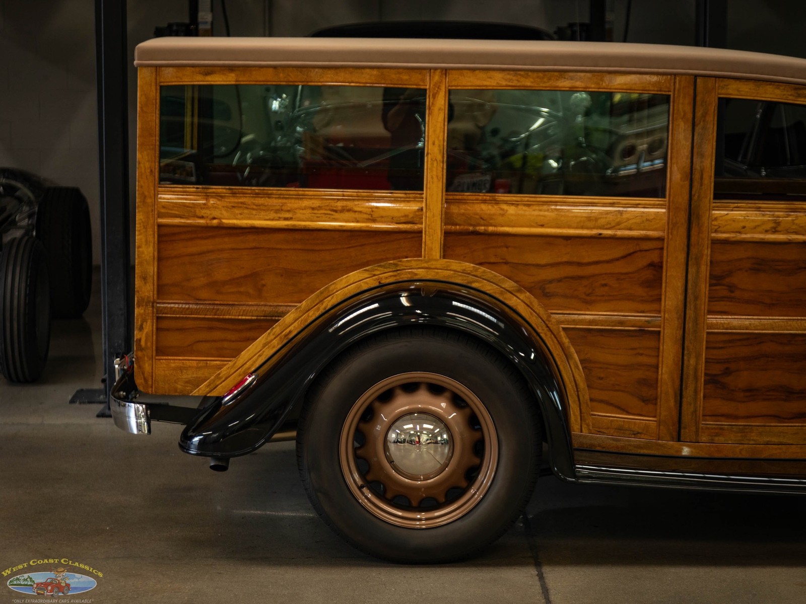 Ford-WOODY-HAWAIIAN-WAGON-SPCN-TITLED-1934-2-Door-Wagon-1