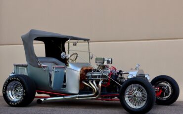 Ford-a-Mopar-Model-T-Bucket-1923-Convertible-1