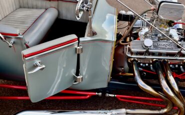 Ford-a-Mopar-Model-T-Bucket-1923-Convertible-11