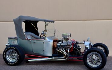 Ford-a-Mopar-Model-T-Bucket-1923-Convertible-2