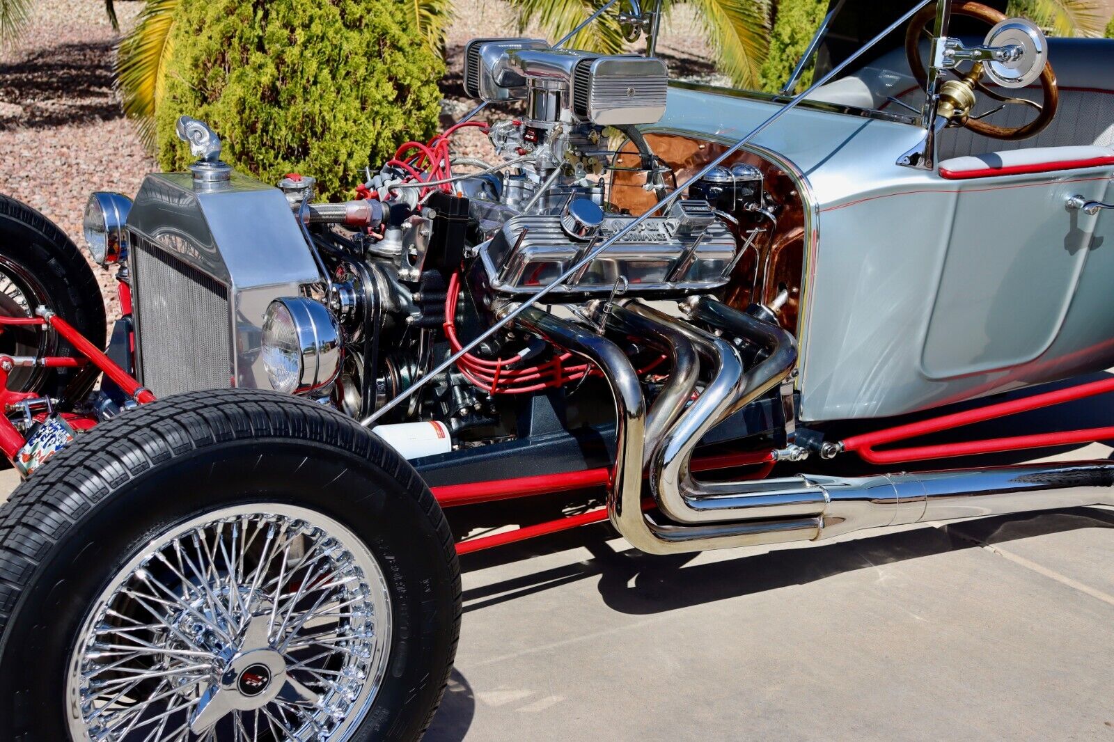 Ford-a-Mopar-Model-T-Bucket-1923-Convertible-33