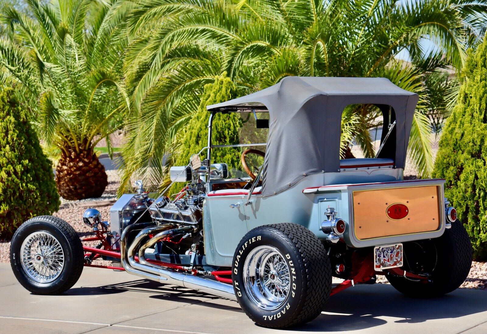 Ford-a-Mopar-Model-T-Bucket-1923-Convertible-35