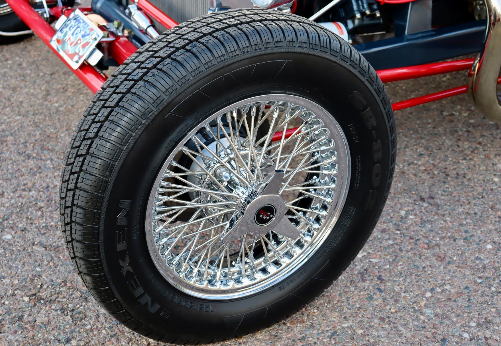 Ford-a-Mopar-Model-T-Bucket-1923-Convertible-9