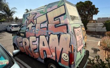 Ford-astro-1994-blue-3