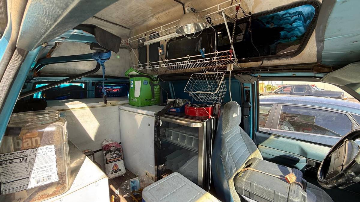 Ford-astro-1994-blue-8