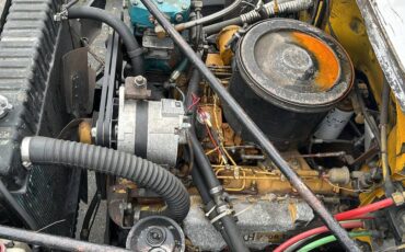 Ford-b700m-diesel-1987-white-5