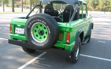 Ford-bronco-1968-green-1