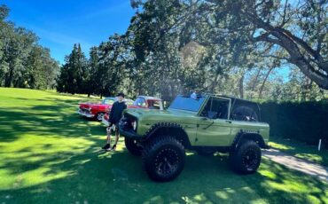 Ford-bronco-1969-green-1