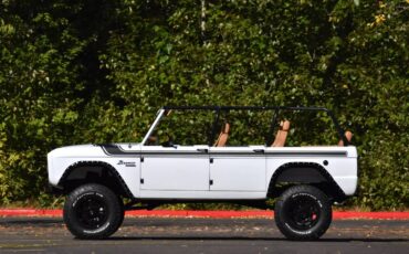 Ford-bronco-1969-white-111