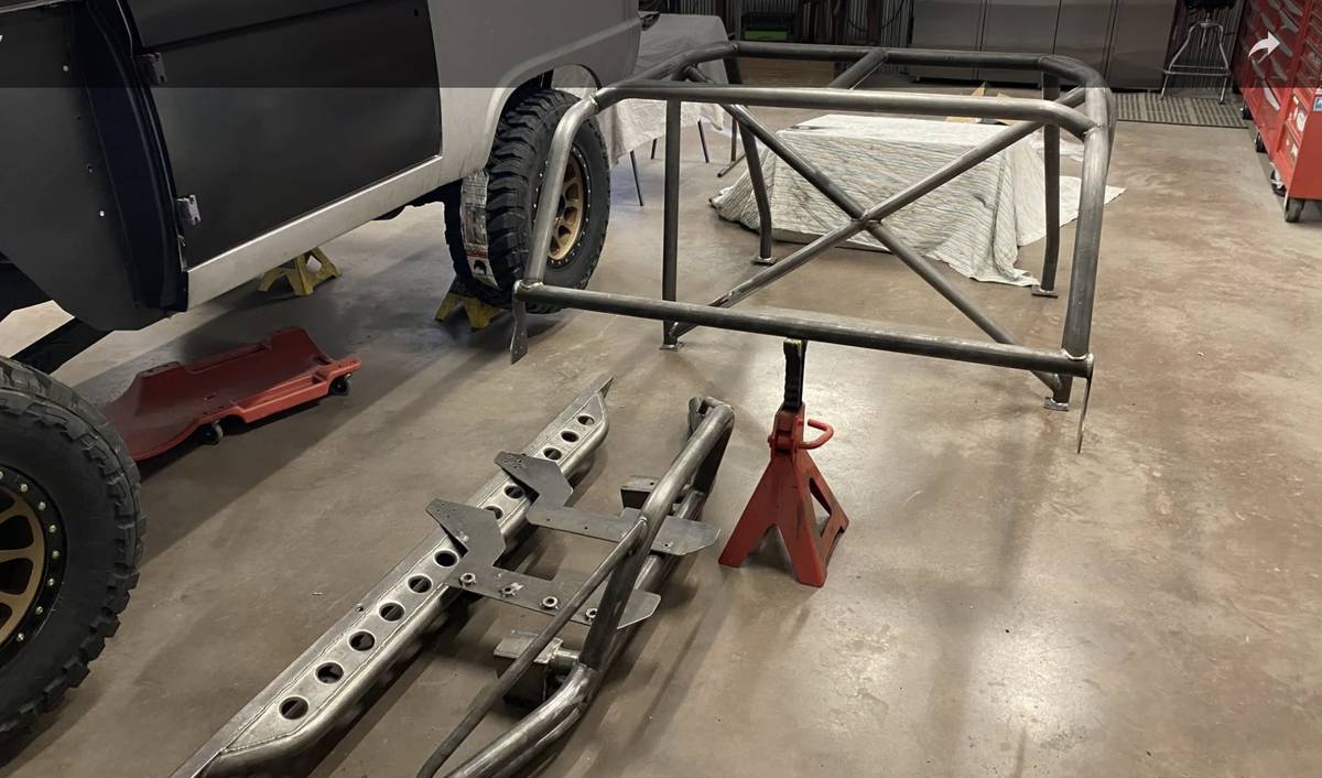 Ford-bronco-1970-orange-19