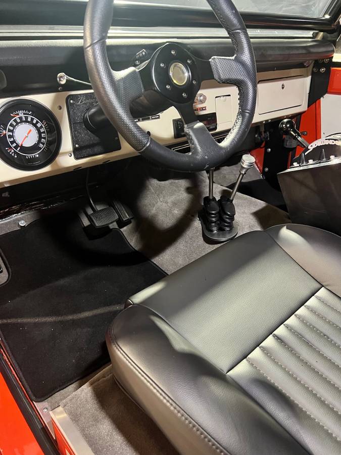 Ford-bronco-1970-orange-6