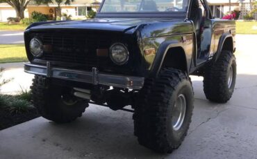 Ford-bronco-1973-black-1