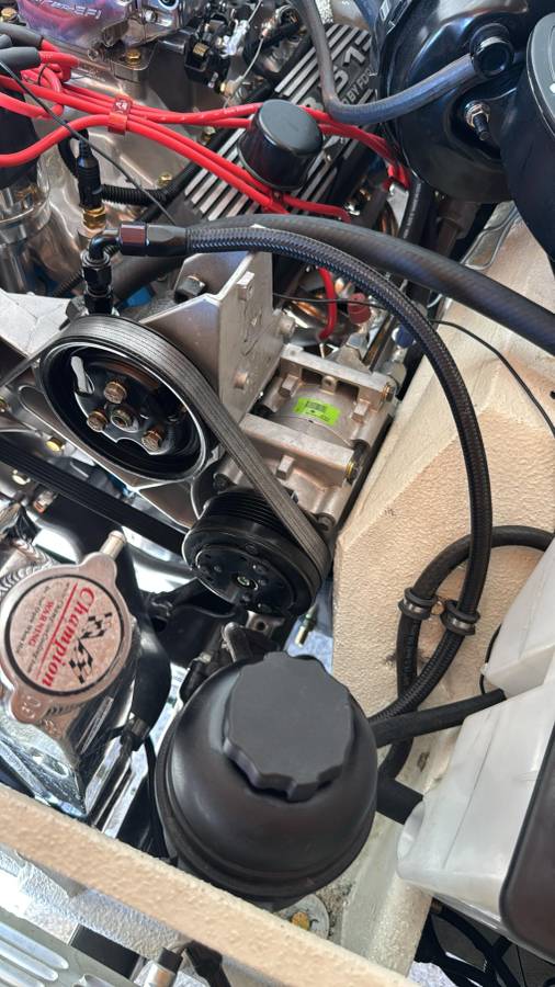 Ford-bronco-1975-white-16