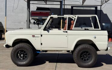 Ford-bronco-1975-white-2