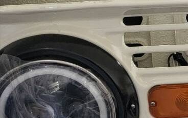 Ford-bronco-1975-white-9