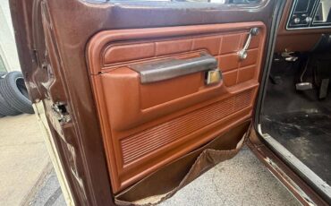 Ford-bronco-1978-brown-11