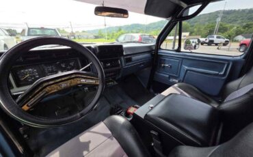 Ford-bronco-1986-blue-15