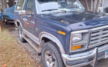 Ford-bronco-1986-blue-2