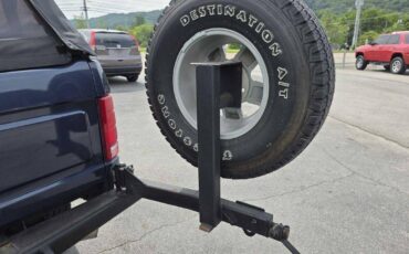 Ford-bronco-1986-blue-22