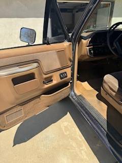 Ford-bronco-1990-blue-10