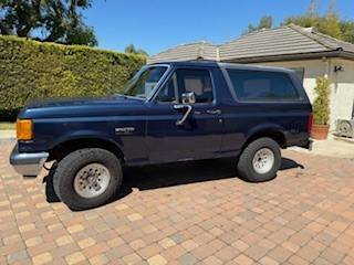 Ford-bronco-1990-blue-2