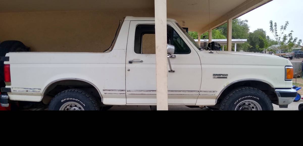 Ford-bronco-1990-white-6