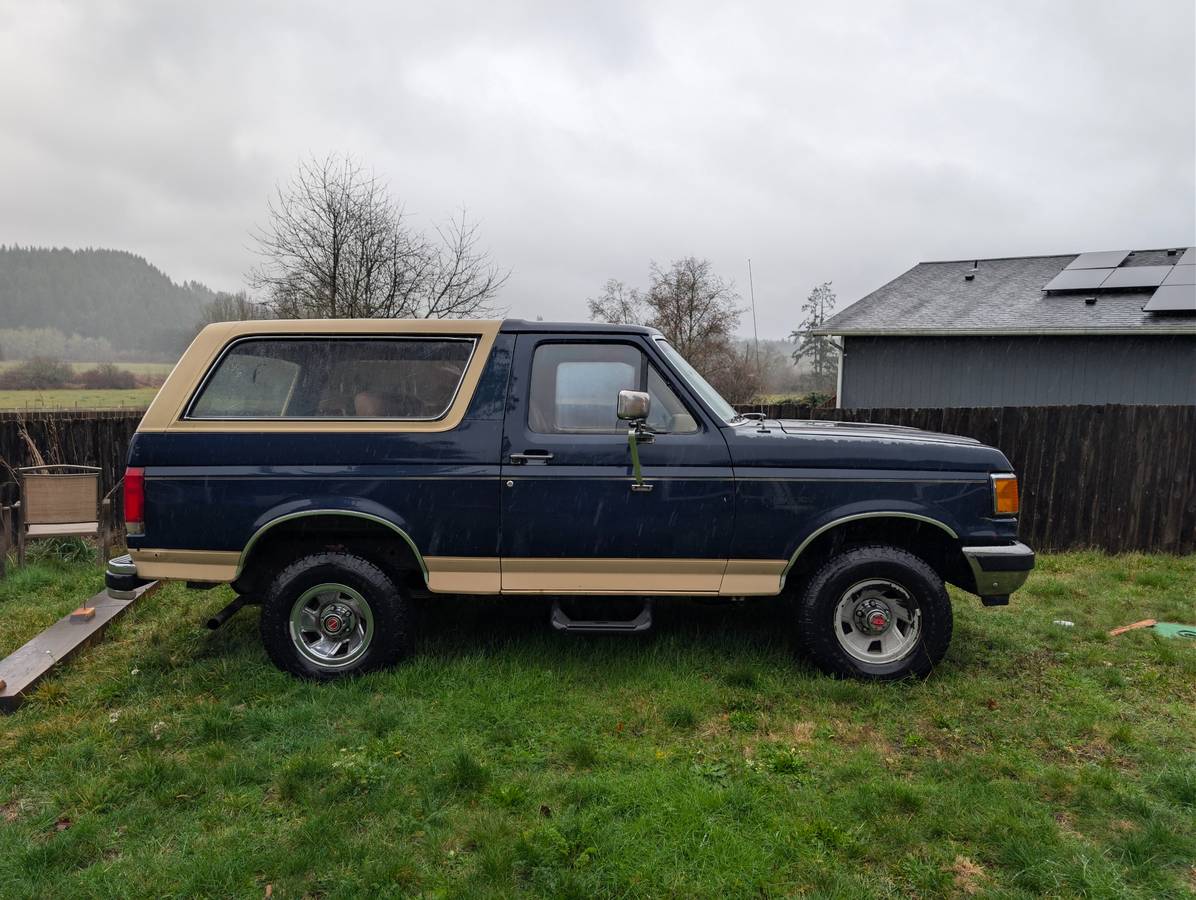 Ford-bronco-1991-2