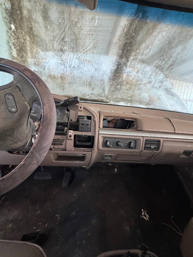 Ford-bronco-1993-green-12