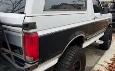 Ford-bronco-1993-white-9