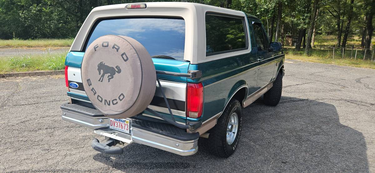 Ford-bronco-1996-green-10