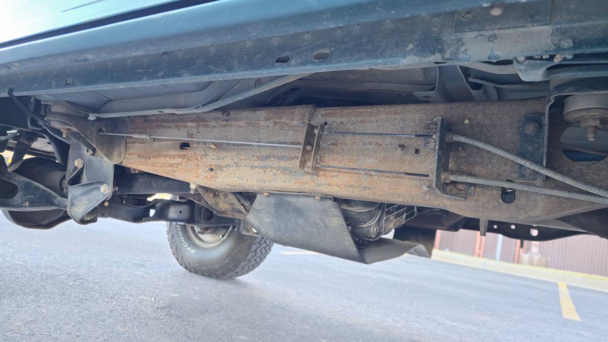 Ford-bronco-1996-green-5