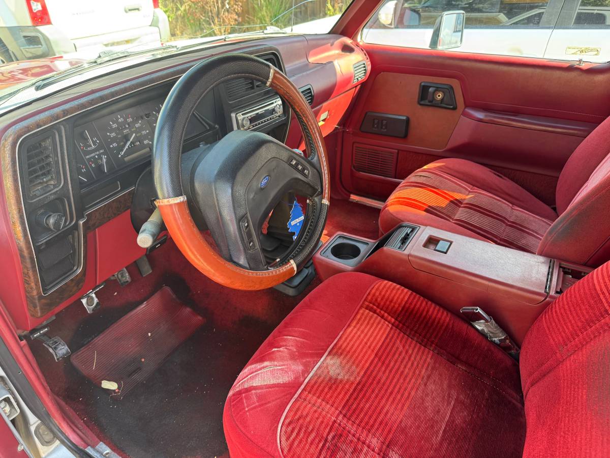 Ford-bronco-2-1989-red-11