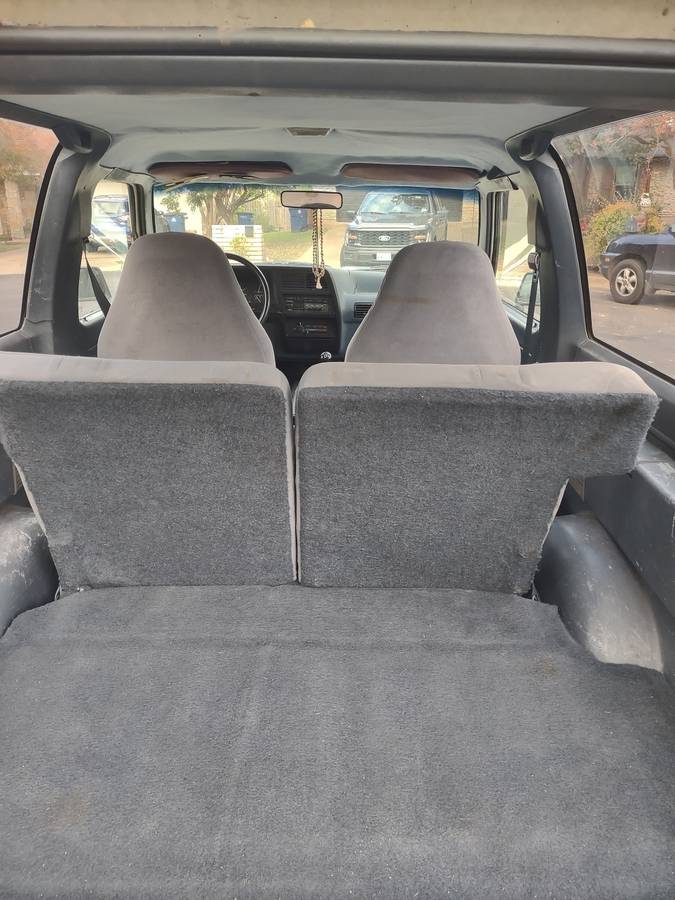 Ford-bronco-2-1989-white-7