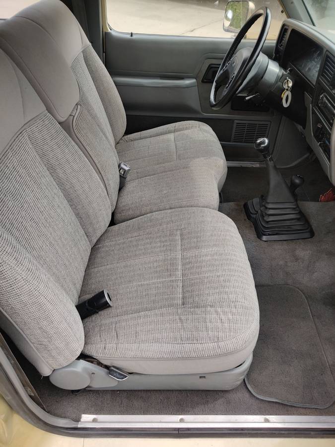 Ford-bronco-2-1990-custom-3