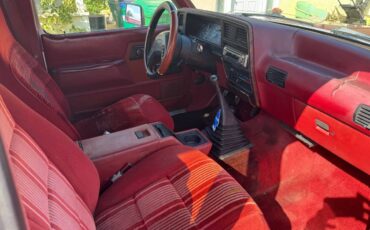 Ford-bronco-2-4x4-1989-red-11