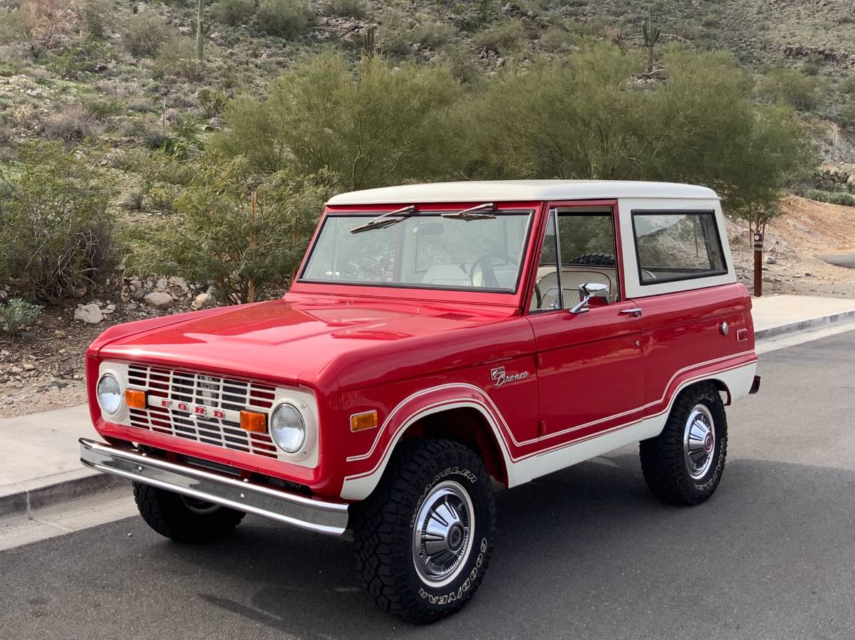 Ford-bronco-4x4-1976-red-14